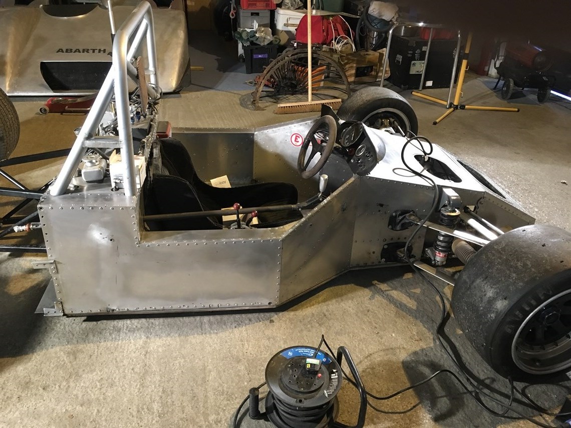 LUCCHINI SPORTS PROTOTYPE ROLLING CHASSIS.