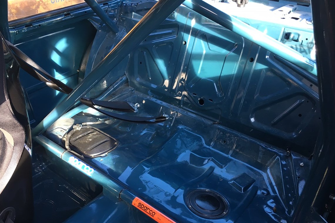 bmw-320i-e30-racecar-prodbmw-toyo-racing-salo