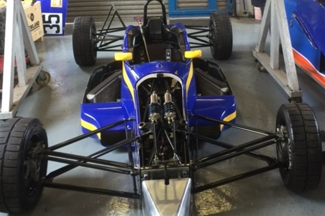 formula-ford-kent-rolling-chassis