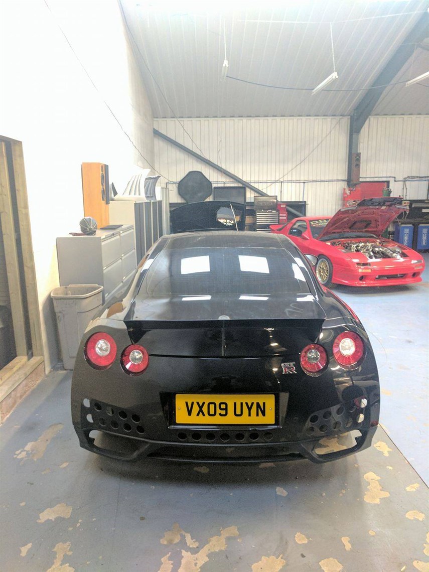 nissan-gt-r-r35-unfinished-drag-project-1200h