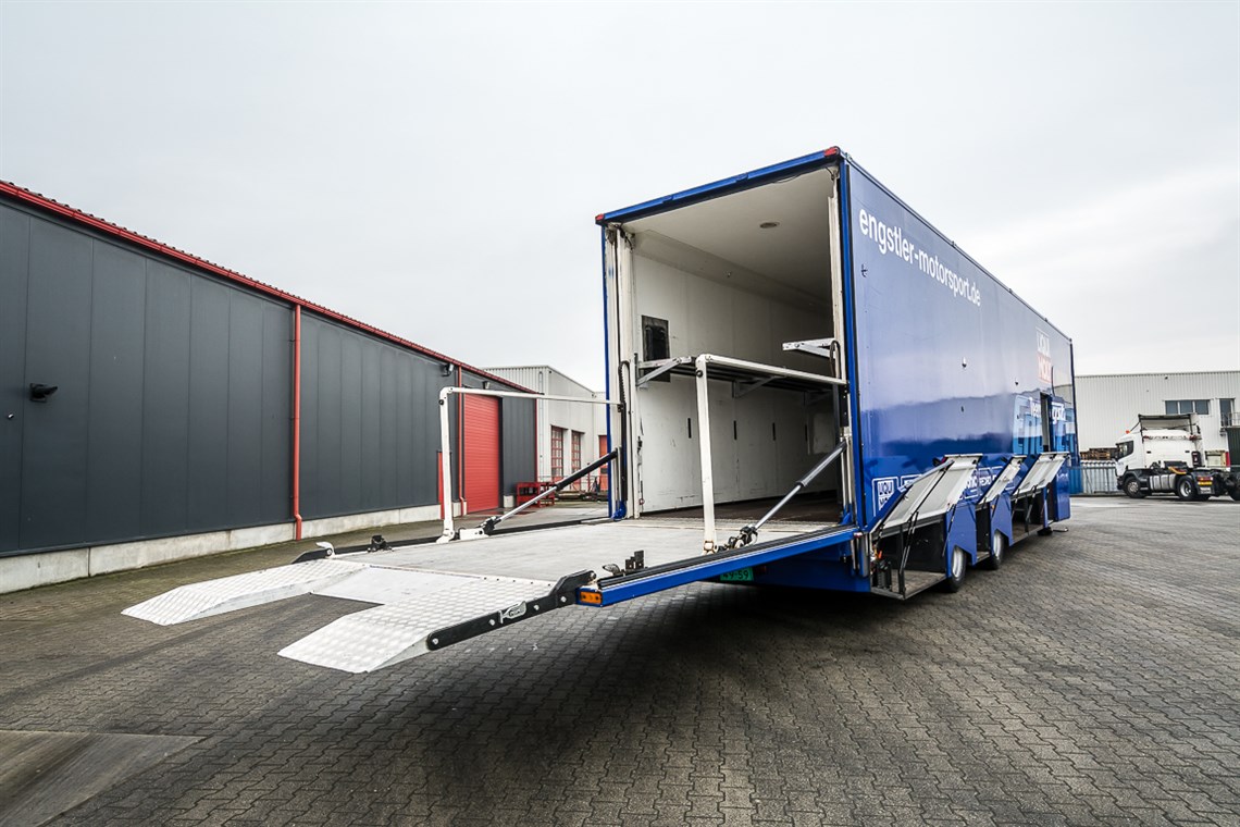 racetrailer-office-double-deck-airconditionin