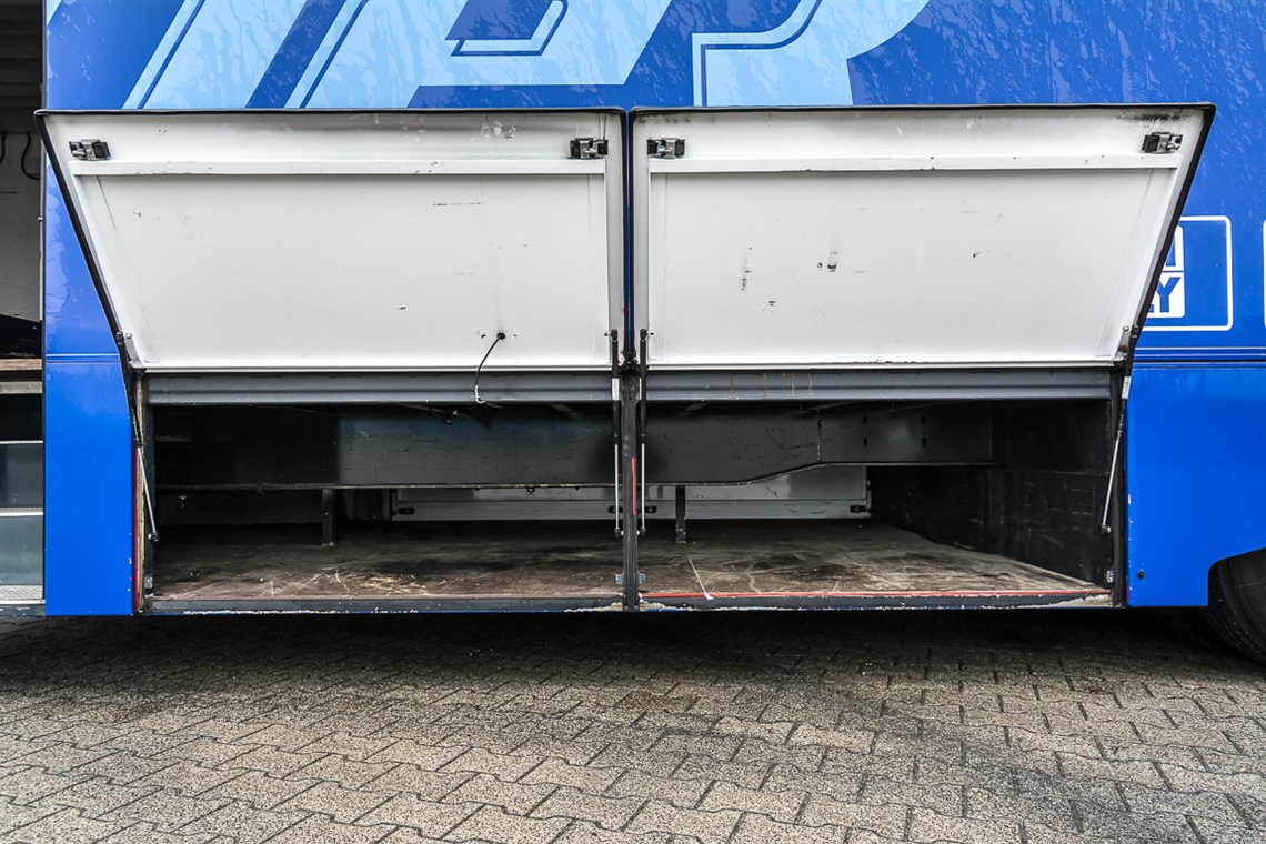 racetrailer-office-double-deck-airconditionin
