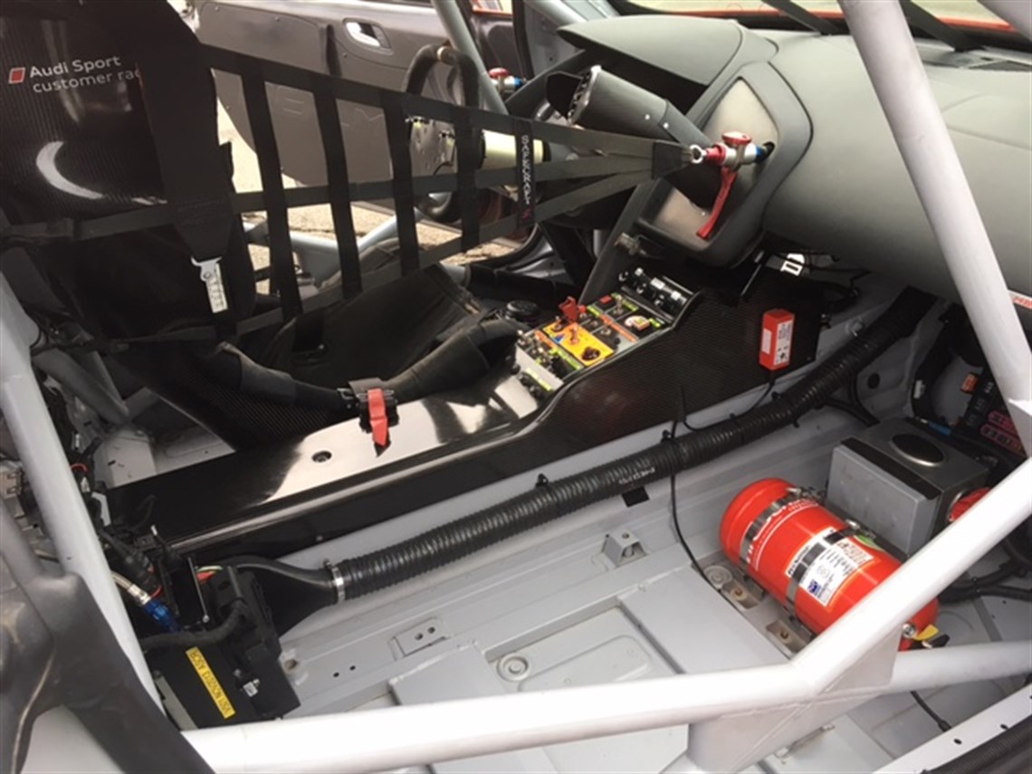 2014-audi-r8-lms-ultra