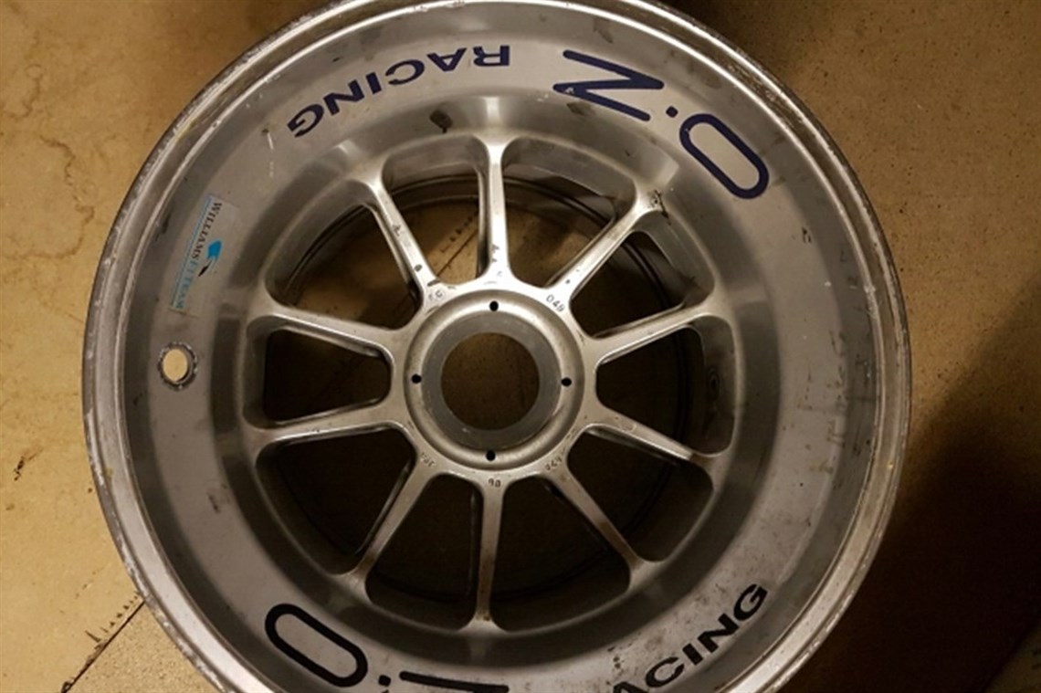 william-f1-oz-wheel-rim