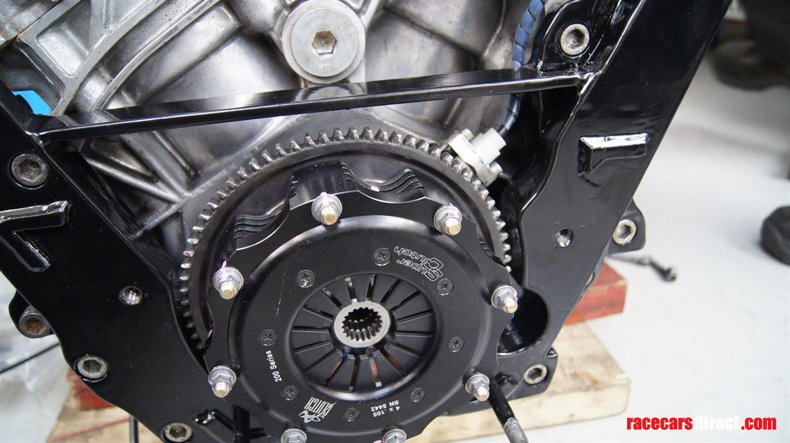 lola-t9650-rolling-no-engine