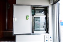 racetrailer-office-kitchen-toiletbadroom-and