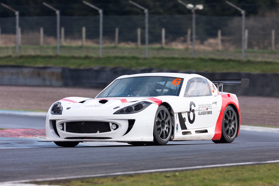 ginetta-gt4