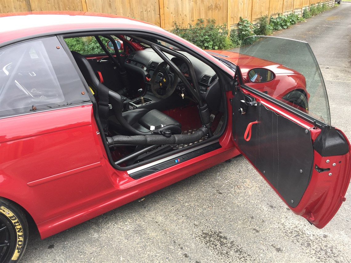 bmw-e46-m3-racetrack-car