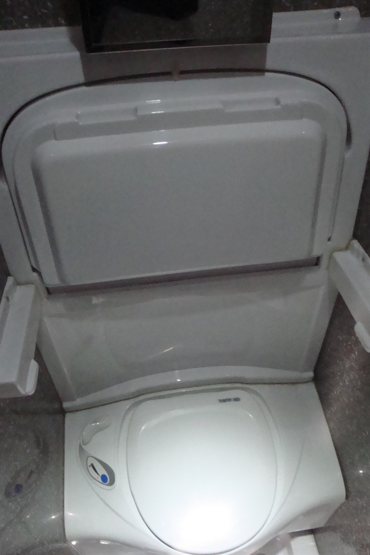 mercedes-race-transporter-motor-home-no-vat