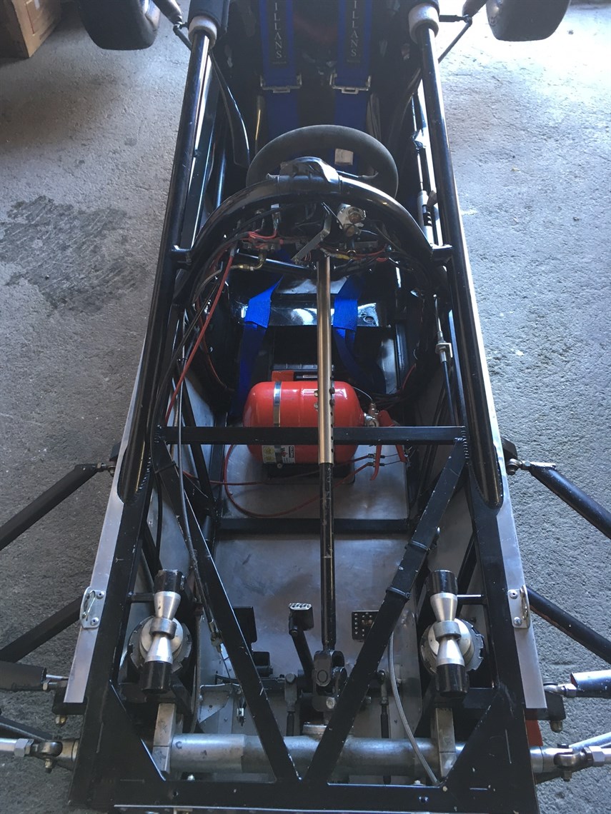 lola-formula-ford-1600