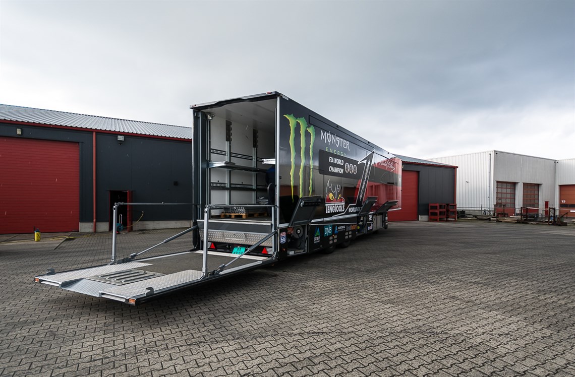 race-trailer-of-petter-solberg-slide-outs-ver