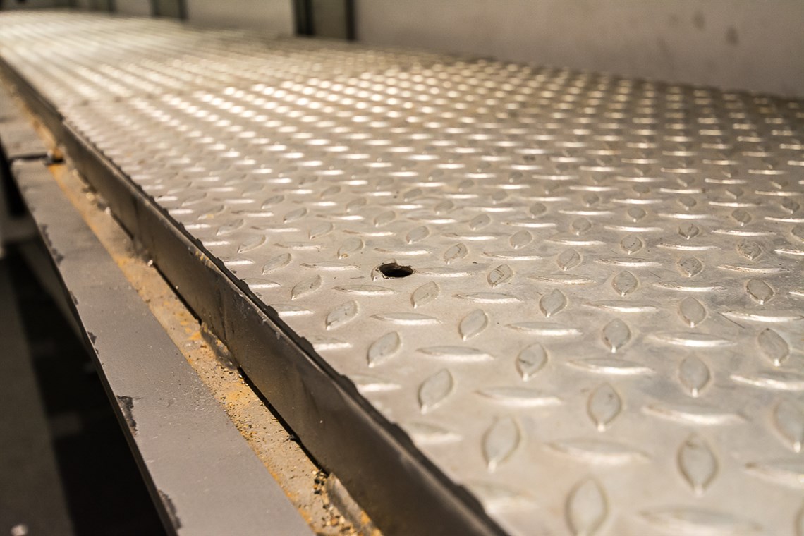 race-trailer-of-petter-solberg-slide-outs-ver