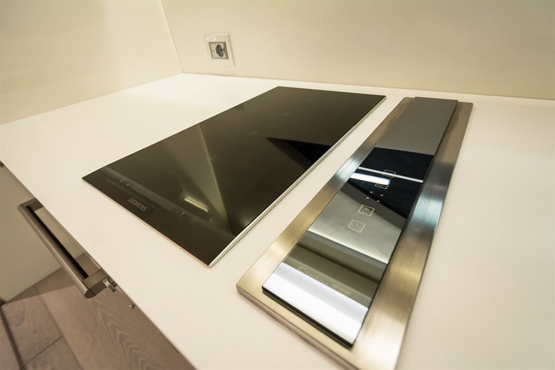 race-trailer-of-petter-solberg-slide-outs-ver