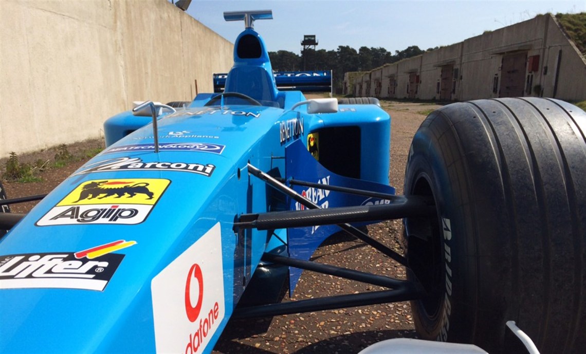 2000-benetton-b200-chassis-06-f1-car