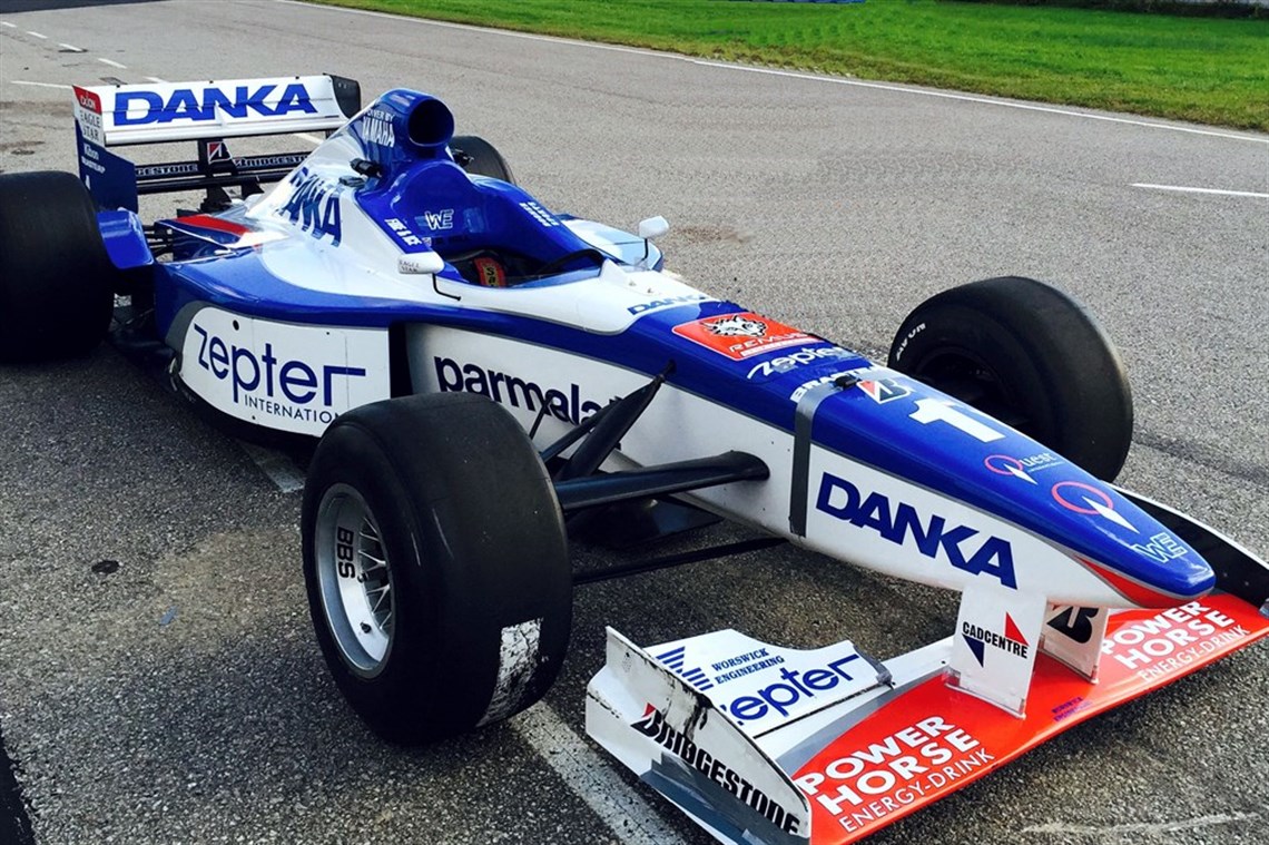 arrows-a18-f1--97-yamaha-v10