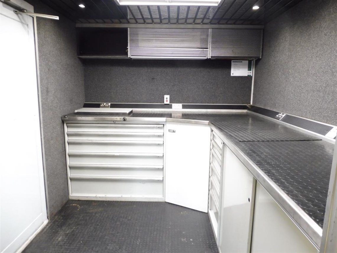 2-car-race-transporter-with-awning