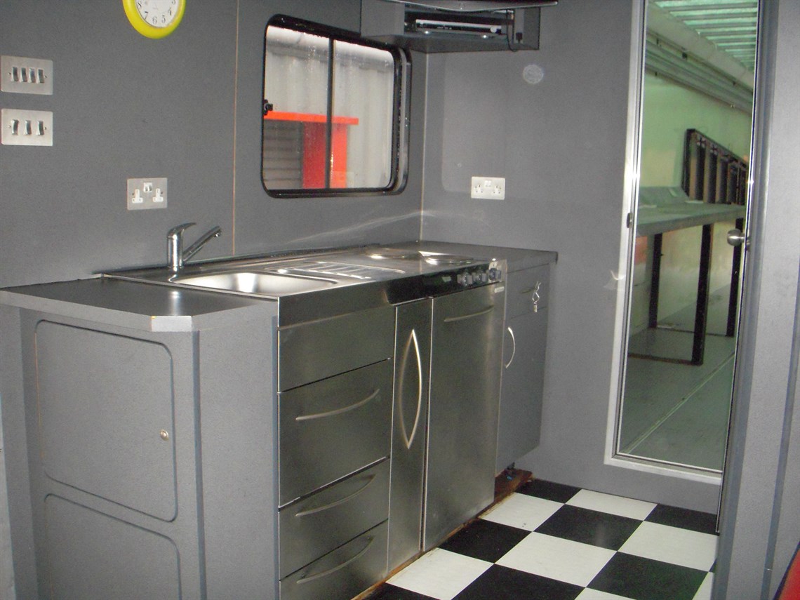 renault-race-transporter-with-awning-pit-bike