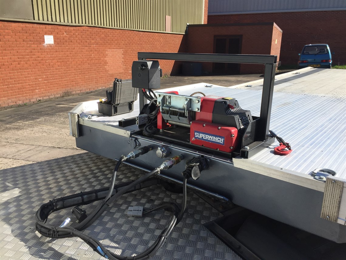 iveco-ford-40c13-double-cab-mini-artic