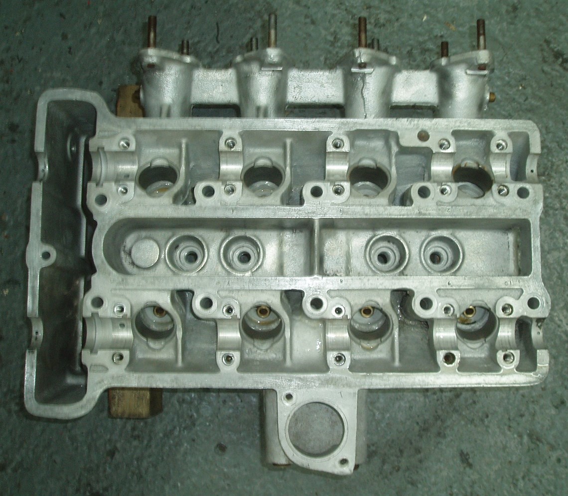 lotus-twin-cam-race-engine