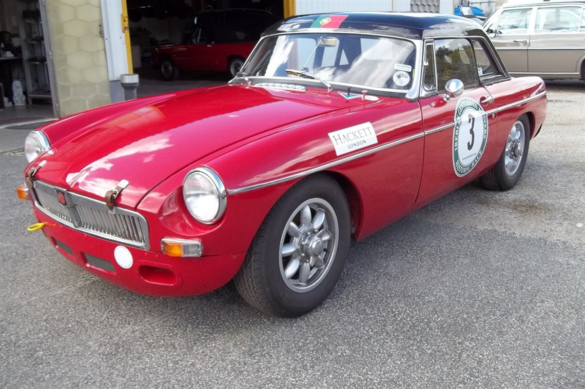 mgb-race-car