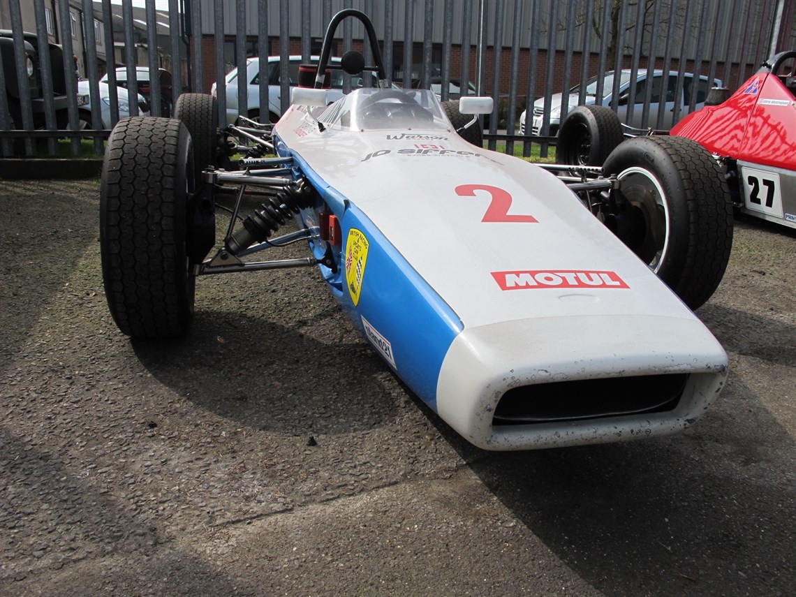 lola-t200-ff1600-1970