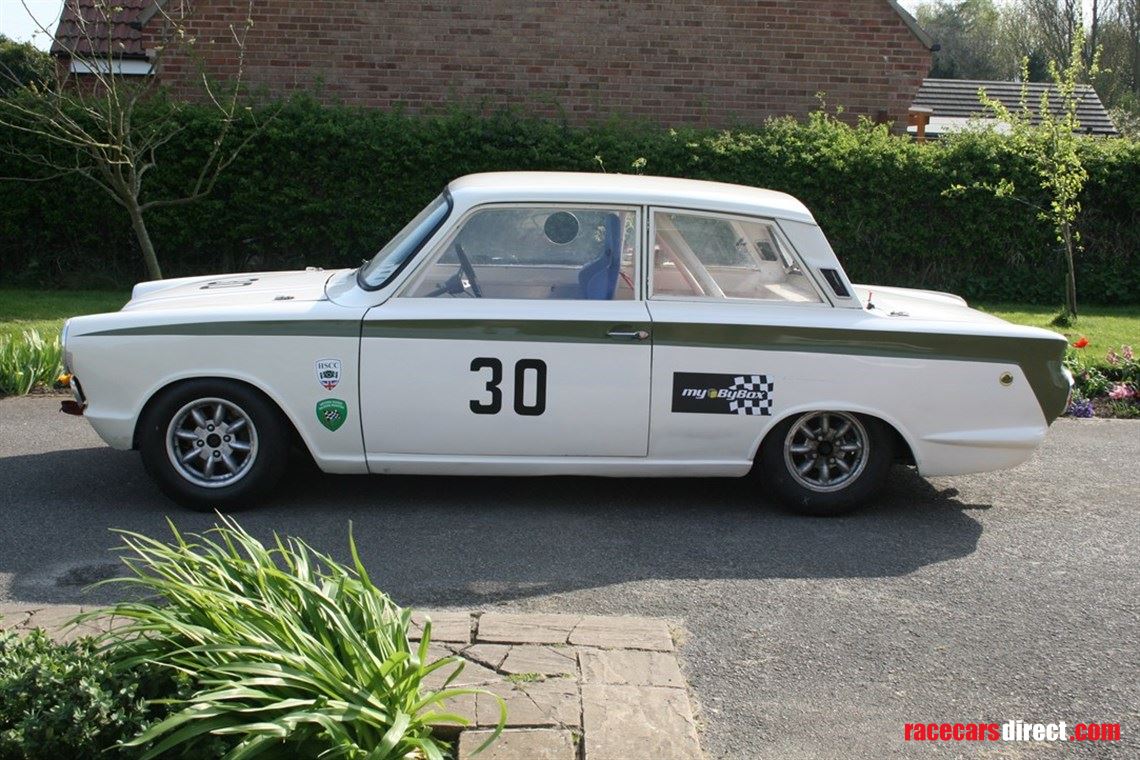 1965-lotus-cortina