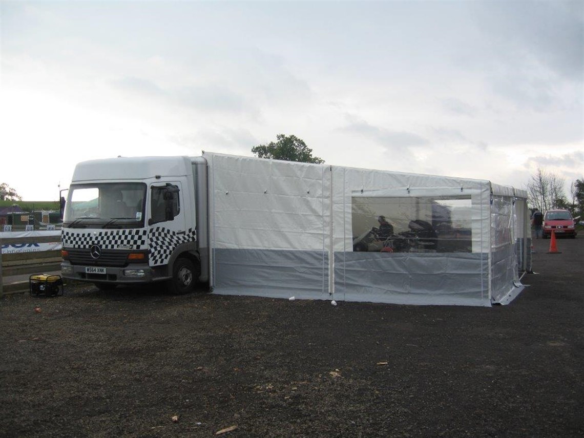 mercedes-atego-75-ton-race-truck