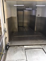 race-transporter---2-deck-office-kitchen-2-aw