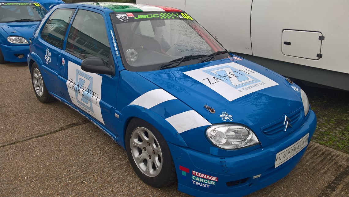 junior-saloon-car---citroen-saxo