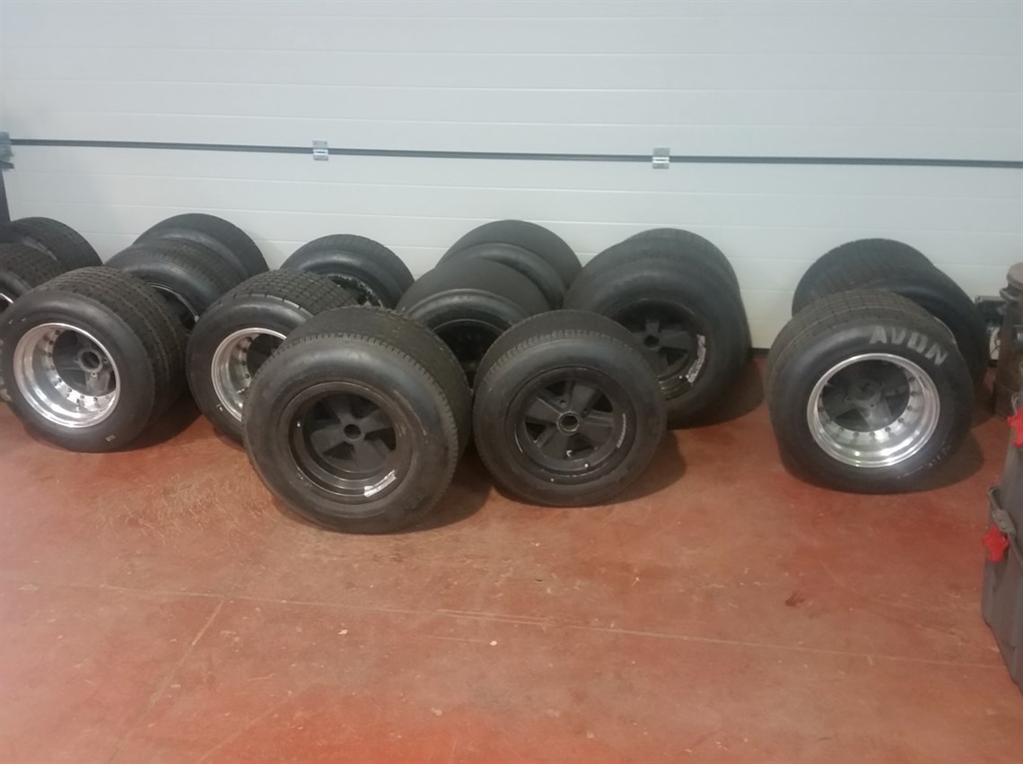 1968-chevron-b8-ch-dbe-54