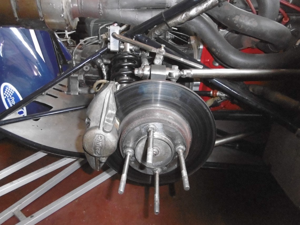 1968-chevron-b8-ch-dbe-54