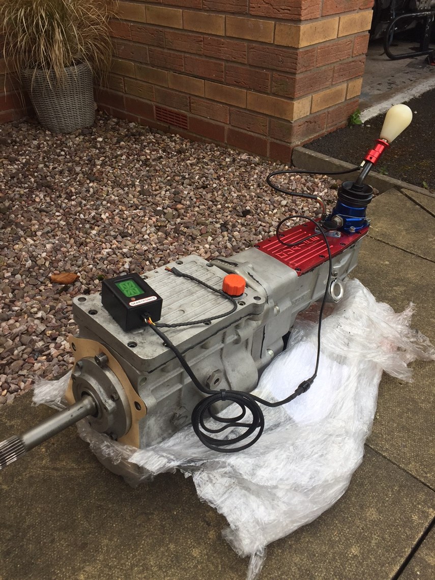 quaife-26z-sequential-gearbox-with-gear-indic