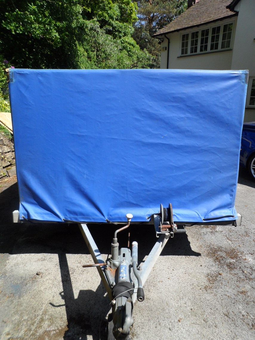 covered-twin-axle-prg-trailer