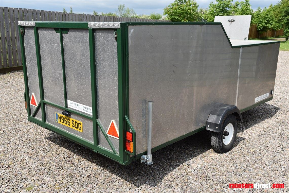 custom-built-lightweight-trailer-for-a-single