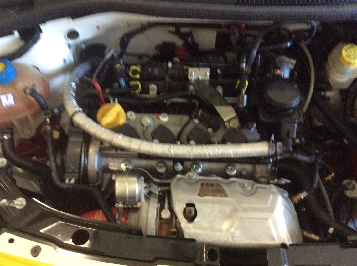 abarth-695-assetto-corse