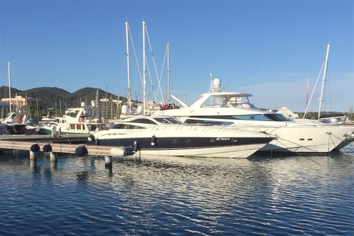 2000-model-sunseeker-predator-75--race-cars-t