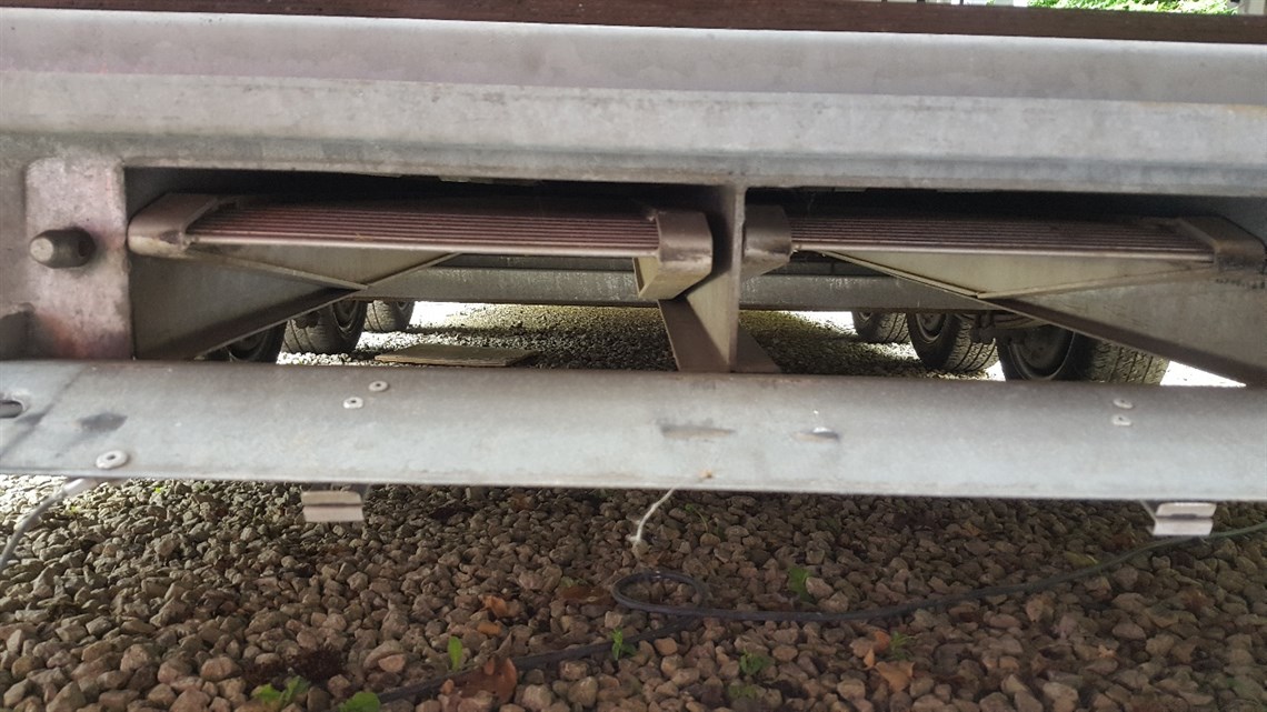 motorsports-trailer-5600-reduced