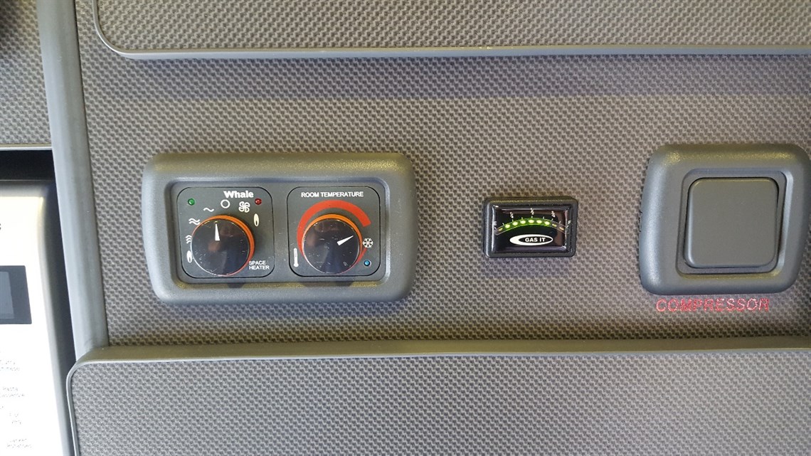 motorsports-trailer-5600-reduced