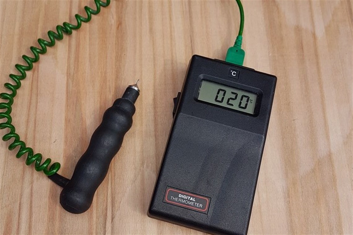 anton-digital-race-rally-car-tyre-temperature