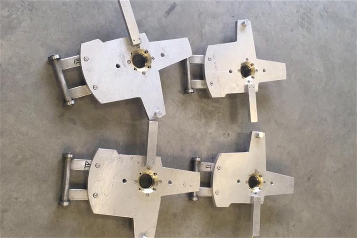 set-up-stands-for-centre-lock