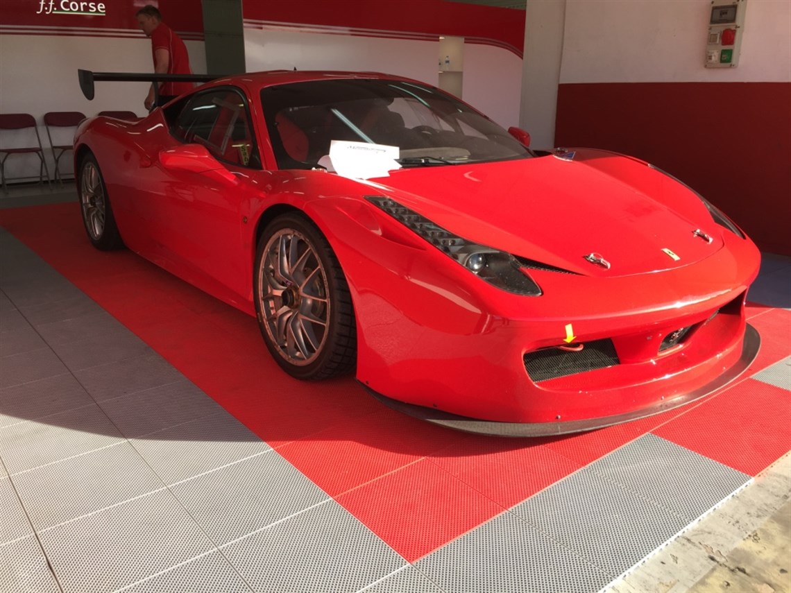 ferrari-458-challenge-evo-2013