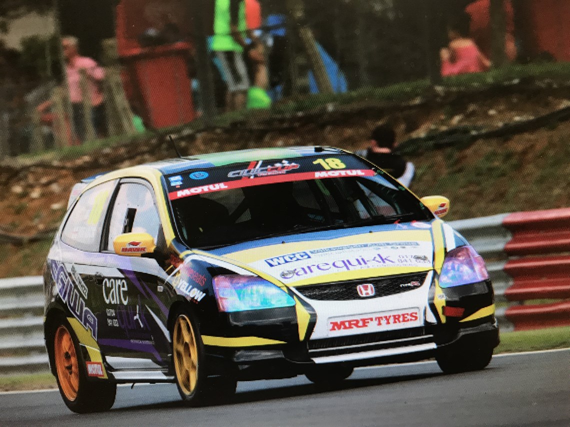 honda-civic-cupendurorace-cartrack-car