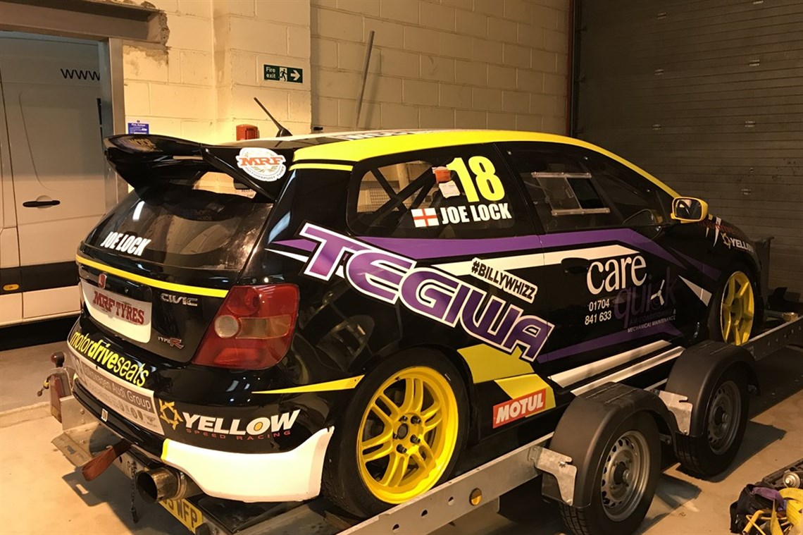 honda-civic-cupendurorace-cartrack-car