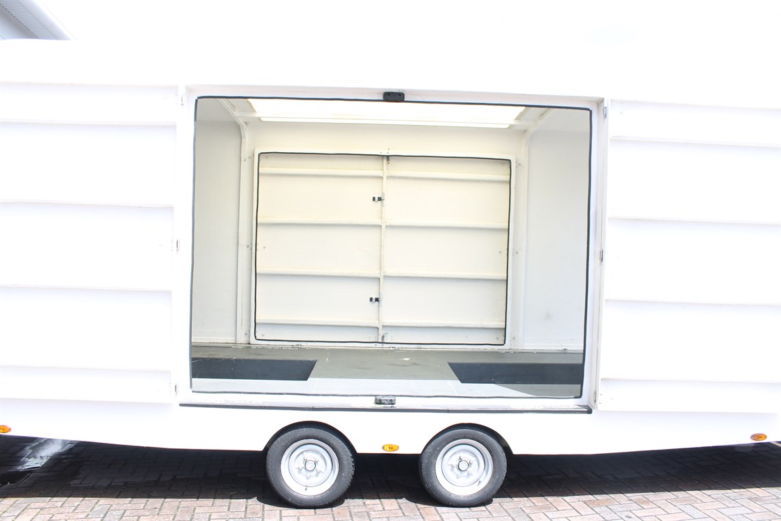 eco-trailer-race-shuttle-4-wheeler