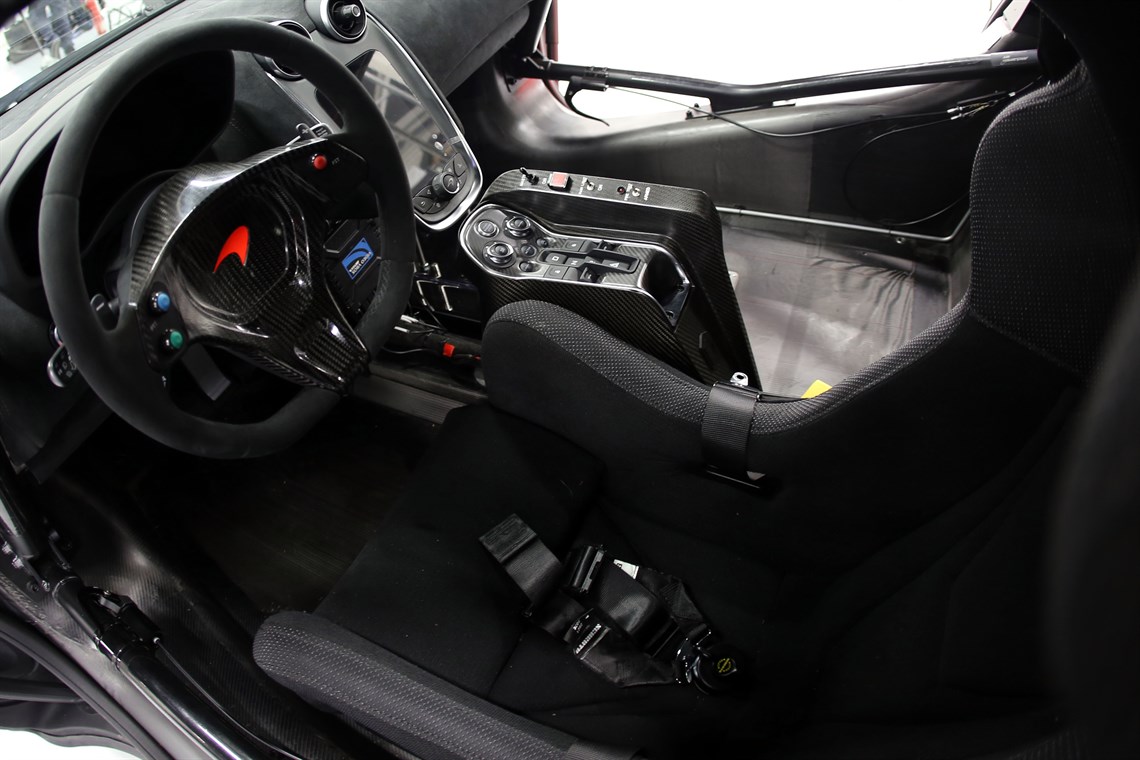 2017-mclaren-gt4-chassis-019