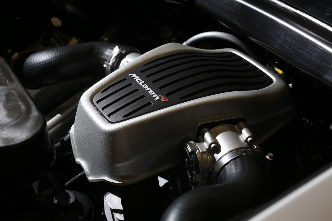 2017-mclaren-gt4-chassis-019