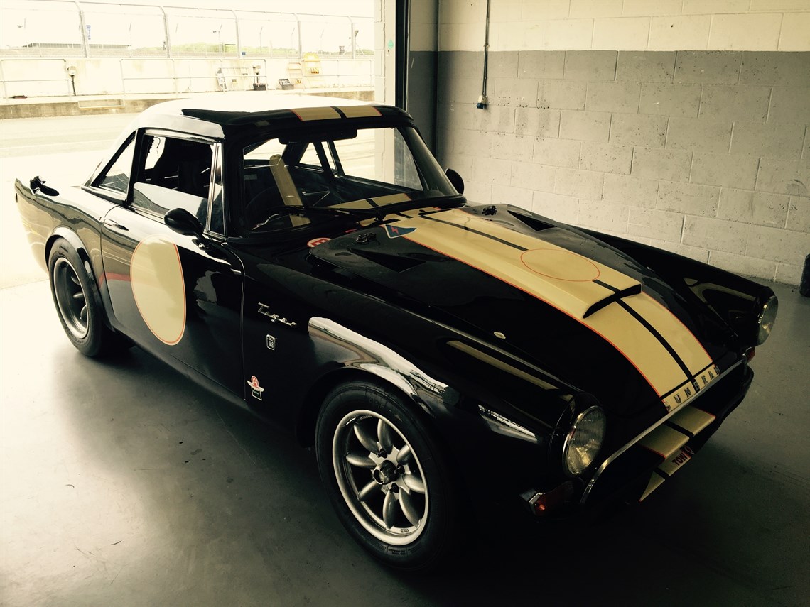 sunbeam-tiger-historic-race-car