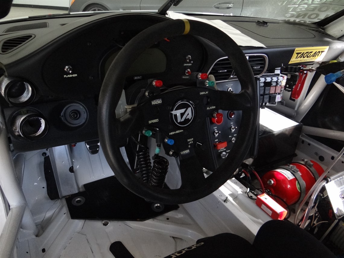 2013-european-gt3-spec-porsche-911-gt3r