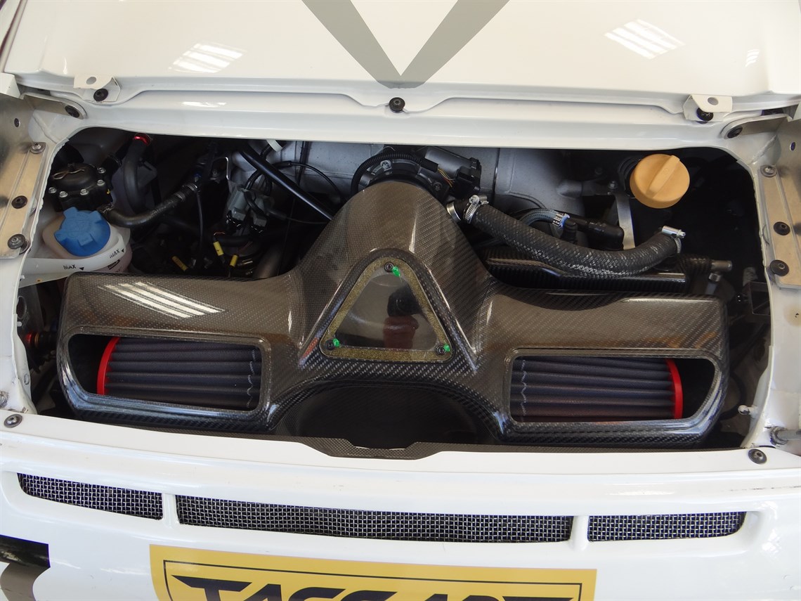 2013-european-gt3-spec-porsche-911-gt3r