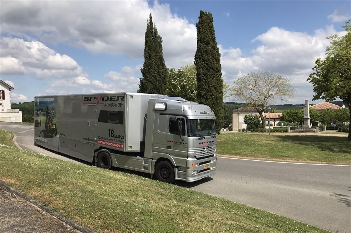 mercedes-actros-in-combination-with-fliegl-tr